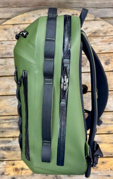 Yeti Cayo 25L All-Weather Backpack - Olive
